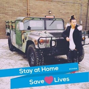 Meet your Posher, Teziee